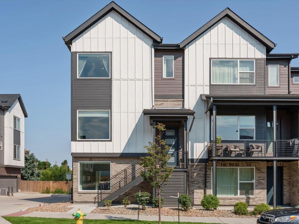 5194 Vivian Street, Wheat Ridge, CO 80033