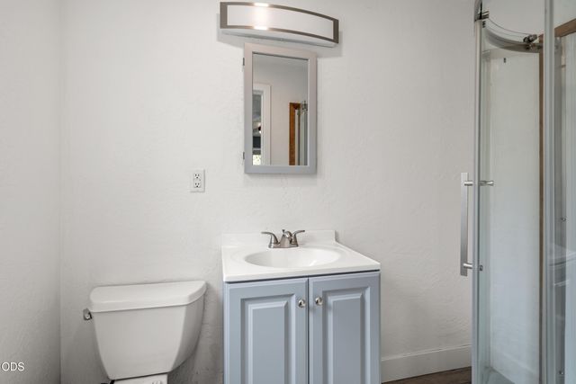 110 Victoria Way, Central Point, OR 97502