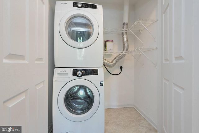 42219 BLACK ROCK TER, Aldie, VA 20105