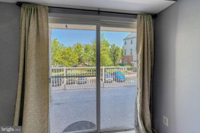 42219 BLACK ROCK TER, Aldie, VA 20105