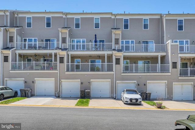 42219 BLACK ROCK TER, Aldie, VA 20105