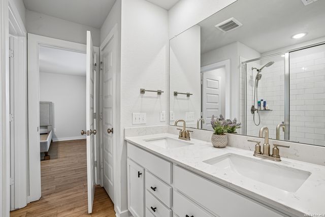 5935 W Hausman - 59, San Antonio, TX 78249