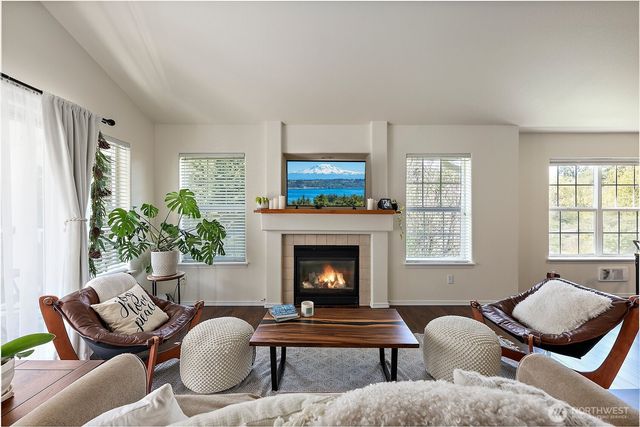 1687 Kennedy Place #F2, Dupont, WA 98327