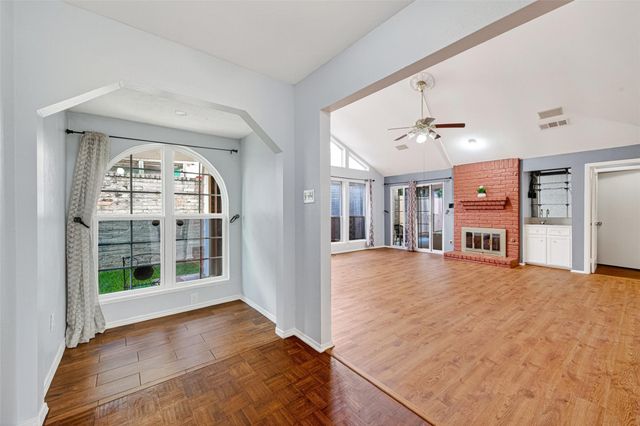 4223 Wildacres Drive, Houston, TX 77072