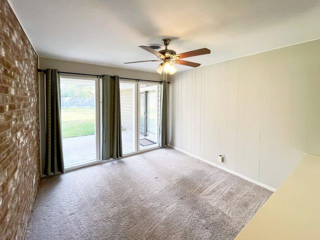 26410 Maplewood Drive, Oak Ridge North, TX 77386