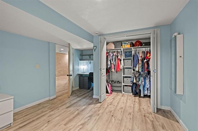 24601 W 86th Terrace, Lenexa, KS 66227