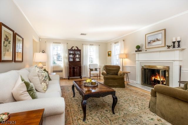 1 Kingwood Dr, Little Falls Twp., NJ 07424