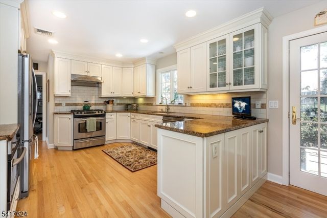 1 Kingwood Dr, Little Falls Twp., NJ 07424