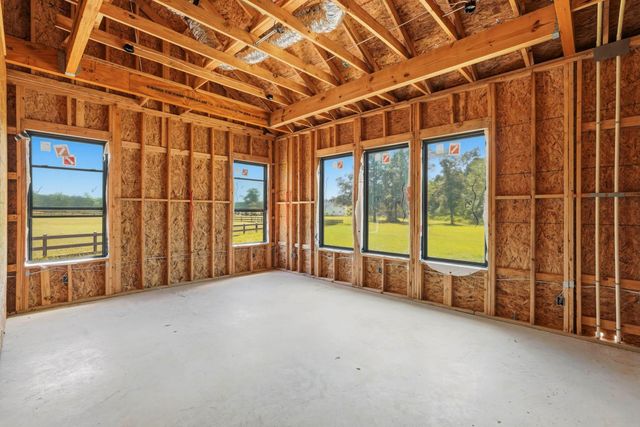 113 Bentwood Meadow Lane, Montgomery, TX 77356