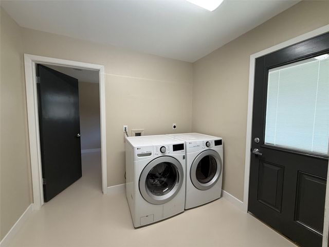 7407 Albert RD, Austin, TX 78745