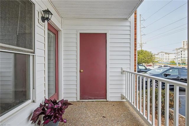 2225 Estuary CT, Virginia Beach, VA 23451