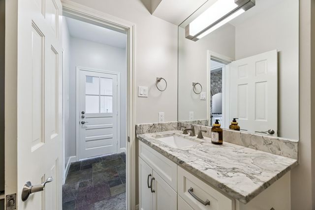 10810 Oak Creek Street, Houston, TX 77024