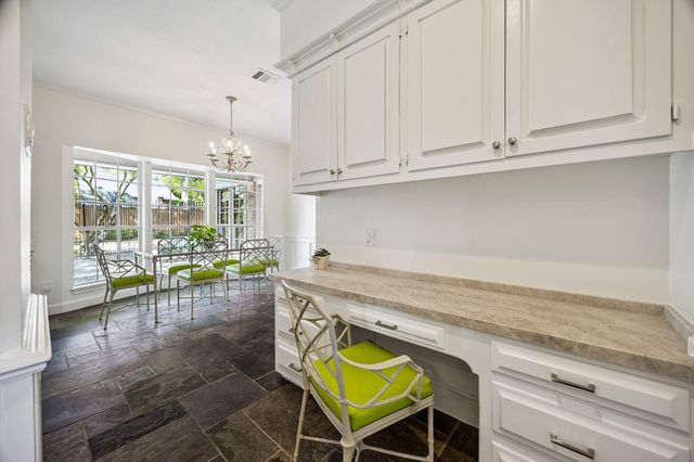 10810 Oak Creek Street, Houston, TX 77024