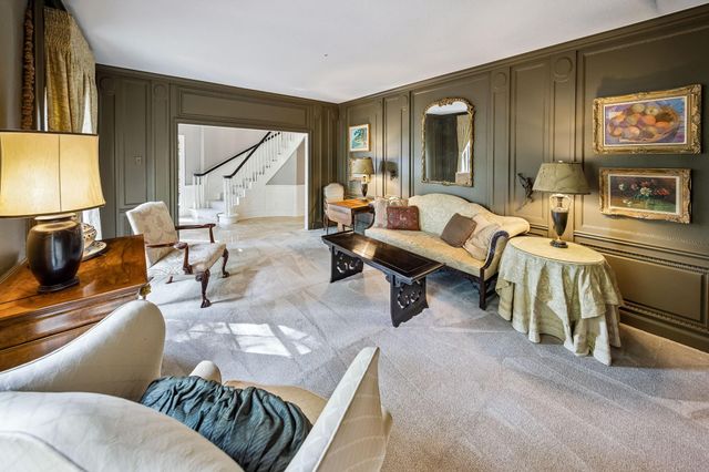 10810 Oak Creek Street, Houston, TX 77024