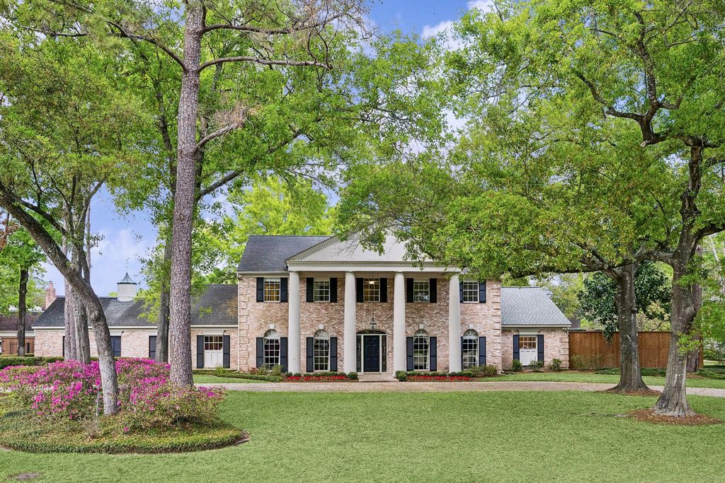 10810 Oak Creek Street, Houston, TX 77024