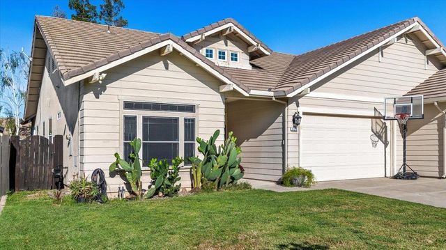 623 John Roos, Ripon, CA 95366