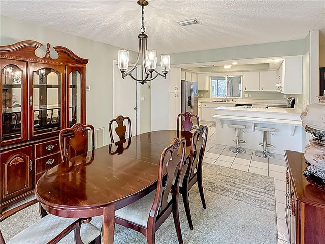 817 BERRYHILL CIRCLE, Fruitland Park, FL 34731