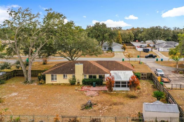 817 BERRYHILL CIRCLE, Fruitland Park, FL 34731