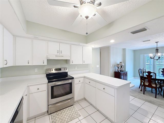 817 BERRYHILL CIRCLE, Fruitland Park, FL 34731