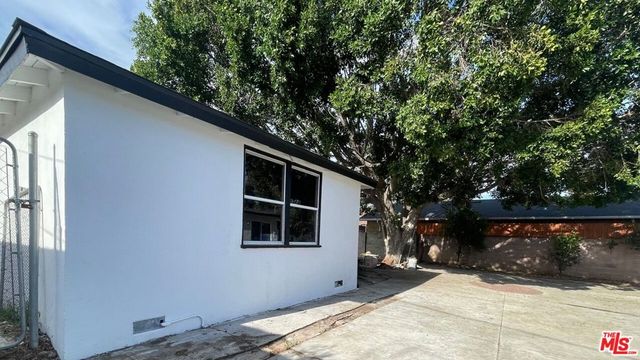 14519 Fox Street, San Fernando, CA 91345
