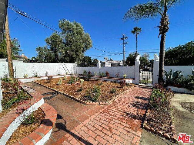 14519 Fox Street, San Fernando, CA 91345