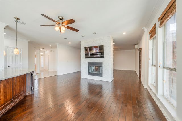 917 Crestview Drive, Coppell, TX 75019