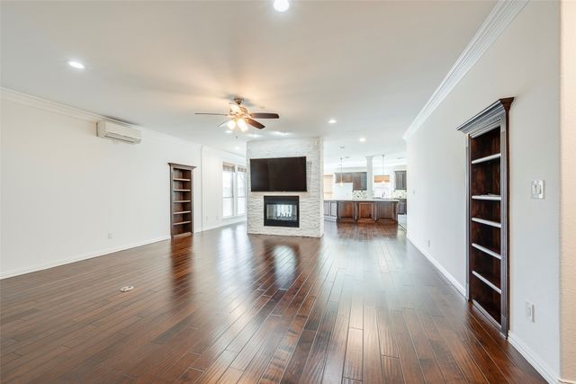 917 Crestview Drive, Coppell, TX 75019