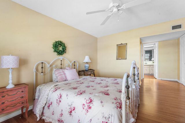 169 Atlantis Boulevard 302, Atlantis, FL 33462