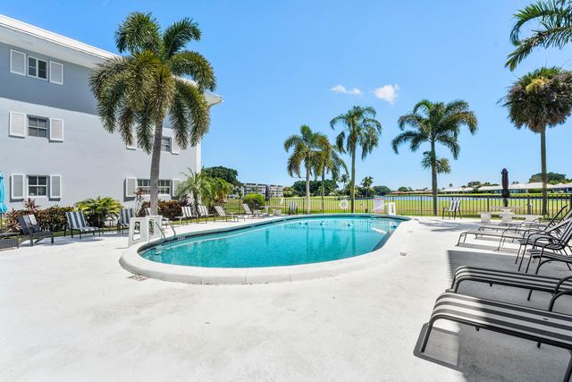 169 Atlantis Boulevard 302, Atlantis, FL 33462