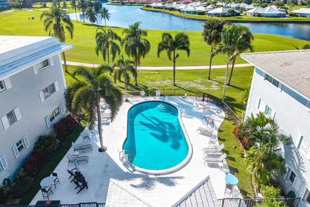 169 Atlantis Boulevard 302, Atlantis, FL 33462