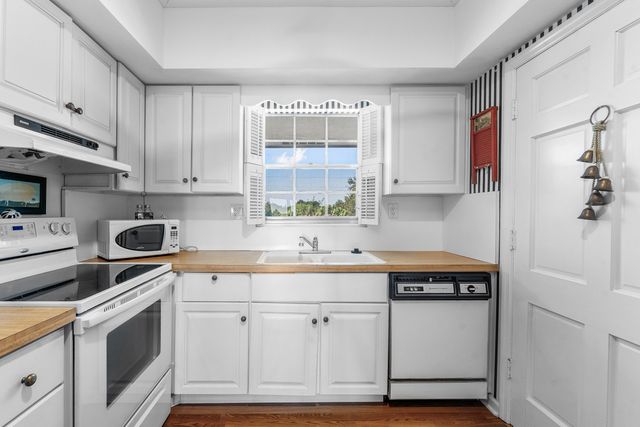 169 Atlantis Boulevard 302, Atlantis, FL 33462