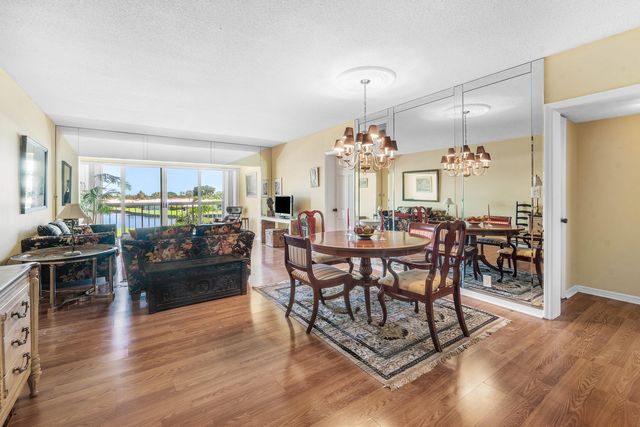 169 Atlantis Boulevard 302, Atlantis, FL 33462