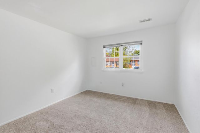 2110 PASTERNAK PL, Newark, DE 19702