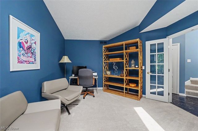 959 Grand View Lane, Aurora, OH 44202