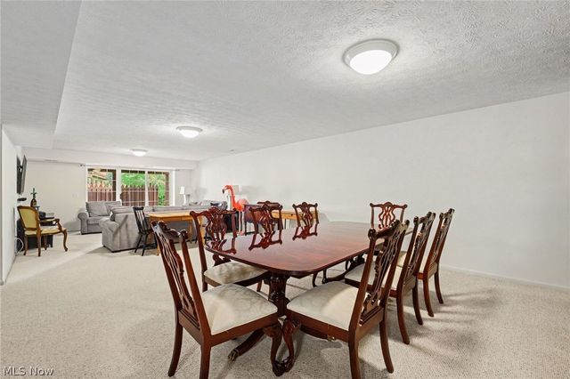 959 Grand View Lane, Aurora, OH 44202