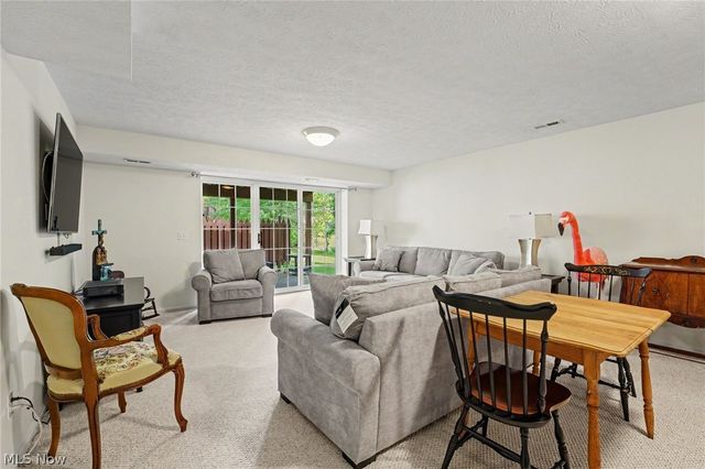 959 Grand View Lane, Aurora, OH 44202