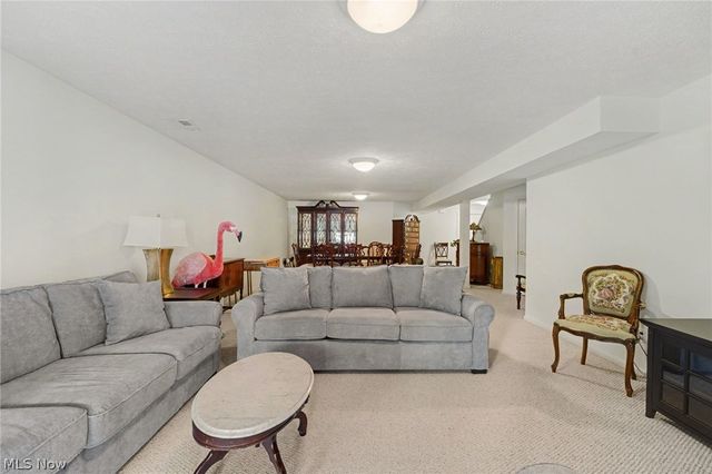 959 Grand View Lane, Aurora, OH 44202