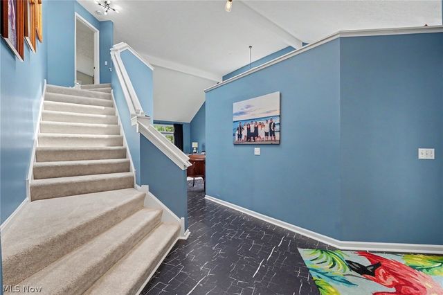 959 Grand View Lane, Aurora, OH 44202