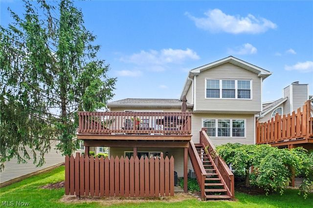 959 Grand View Lane, Aurora, OH 44202