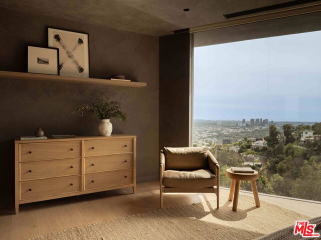 1778 Viewmont Drive, Los Angeles, CA 90069