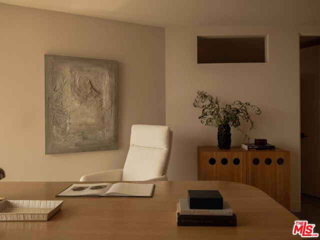 1778 Viewmont Drive, Los Angeles, CA 90069