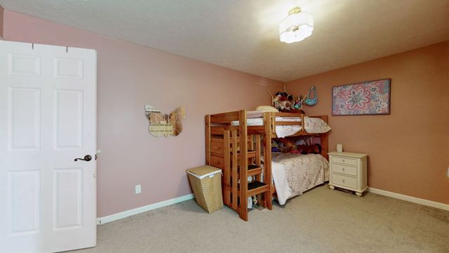 401 South Rd, Cottontown, TN 37048
