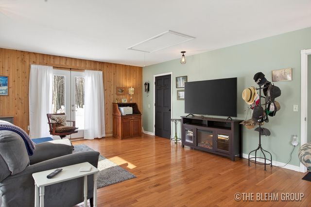 5141 90th Avenue, Lakeview, MI 48850