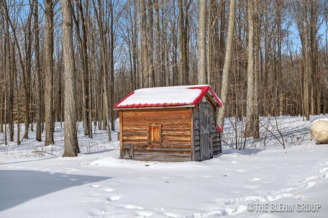 5141 90th Avenue, Lakeview, MI 48850