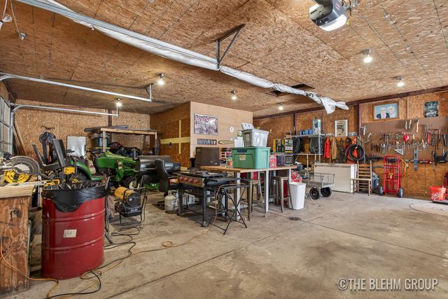 5141 90th Avenue, Lakeview, MI 48850