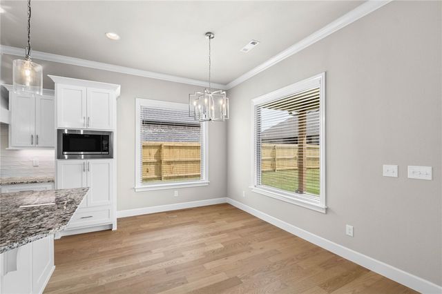 2212 Charles Street, Pea Ridge, AR 72751