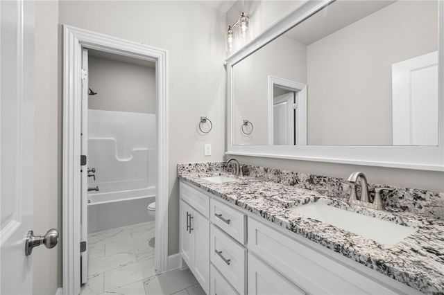 2212 Charles Street, Pea Ridge, AR 72751