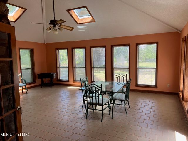 8080 Tchulahoma Road, Southaven, MS 38671