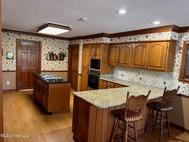 8080 Tchulahoma Road, Southaven, MS 38671