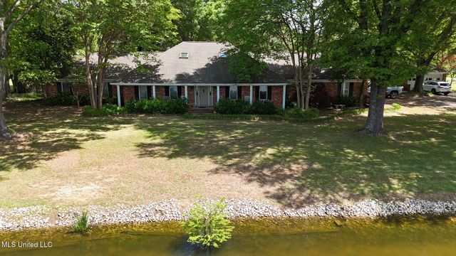 8080 Tchulahoma Road, Southaven, MS 38671